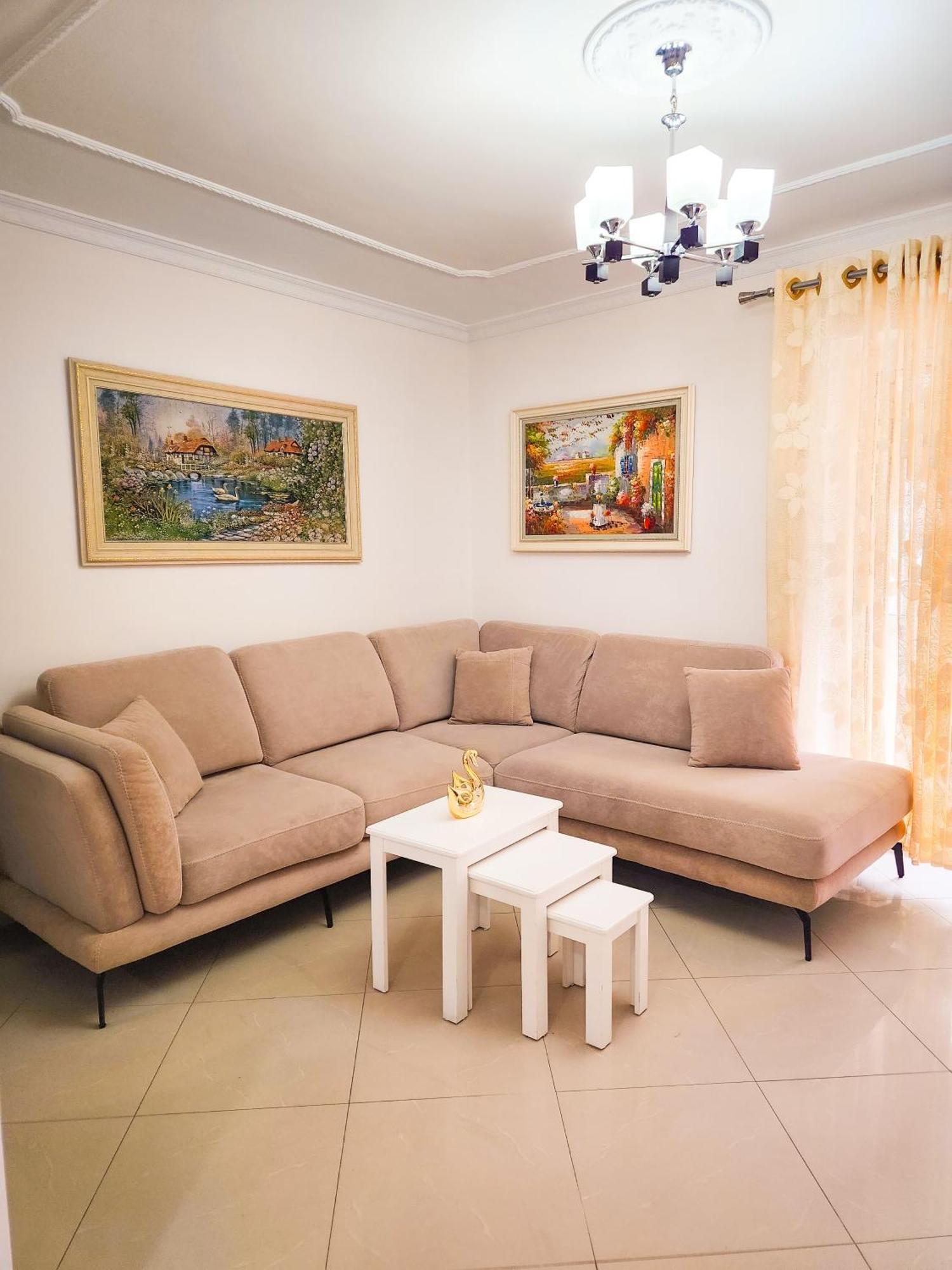 Apartment Sweet New Pazar Tirana Exterior photo